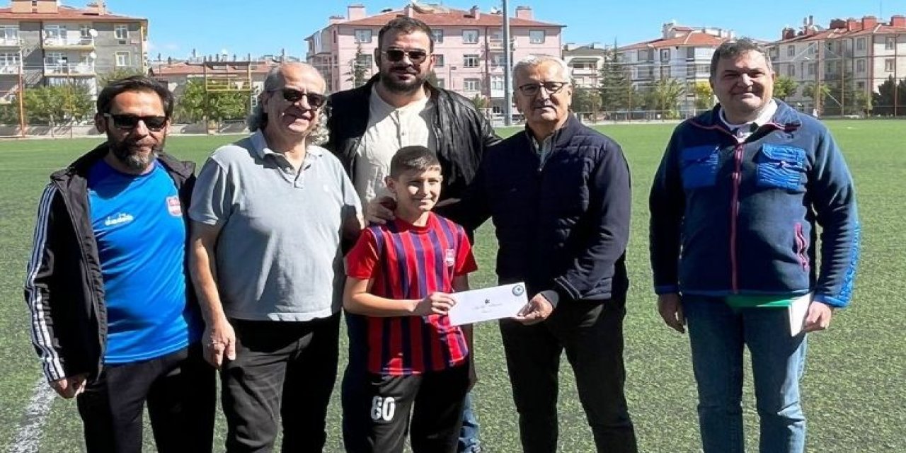 Selçuklu Dirilişspor’un örnek projesi ödüllendirildi