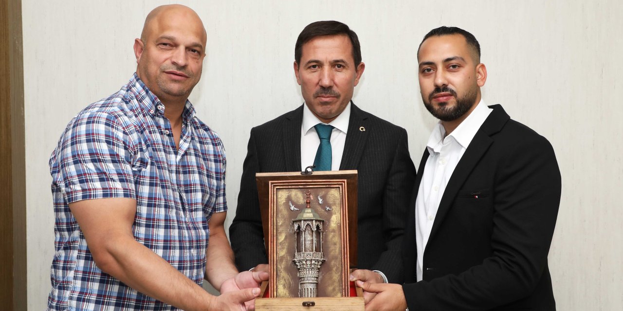 Bayraktar ailesinden Kılca'ya ziyaret