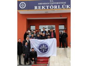 Arü'den Van'a Yardım Eli