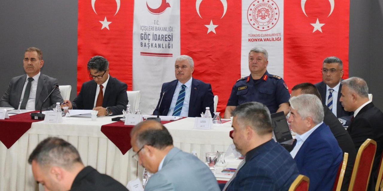 Konya'da göçmenlerin durumu konuşuldu