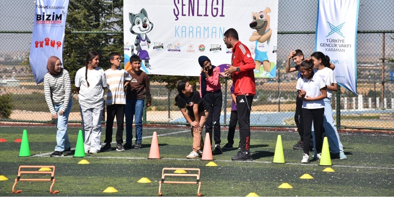 TÜGVA Gençlik Şöleni düzenledi