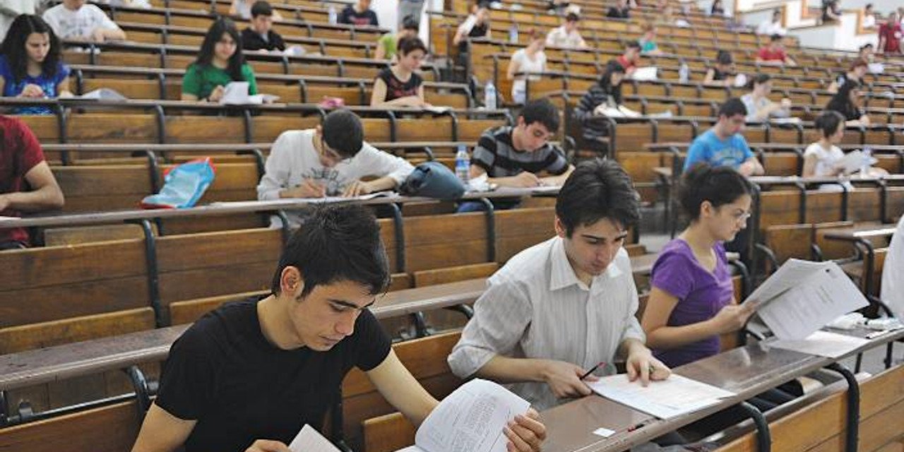 Adaylar üç sınavda ter dökecek