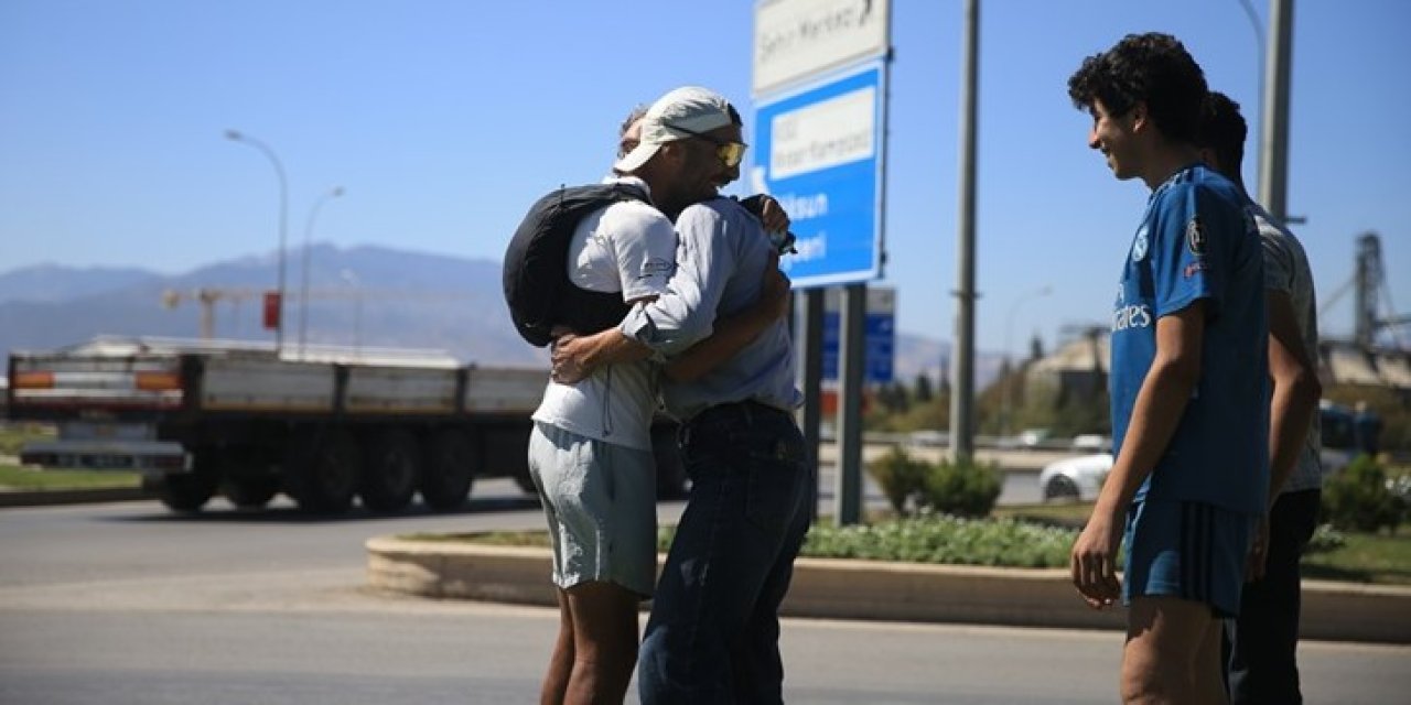 Türk kültürünü tanıtmak için 35 gündür koşuyor