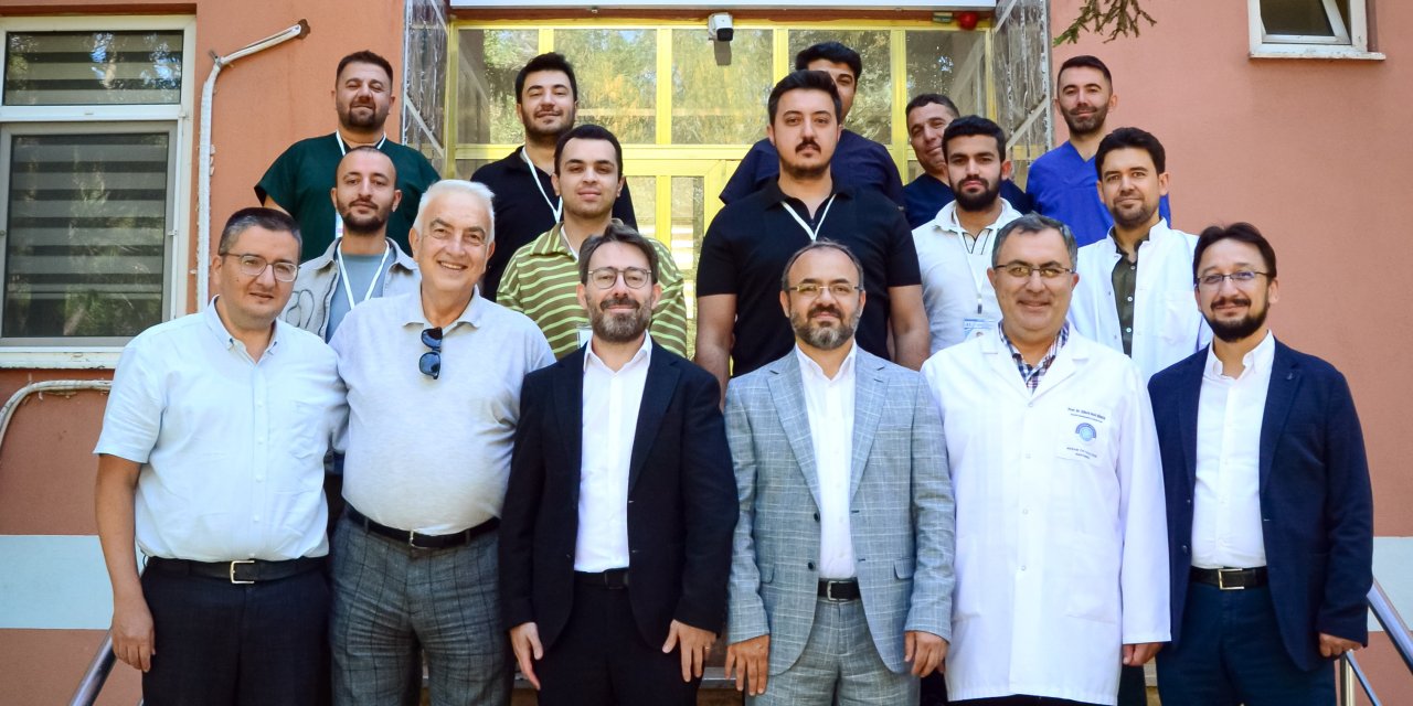 NEÜ’de 41. Temel Mikrocerrahi Kursu tamamlandı