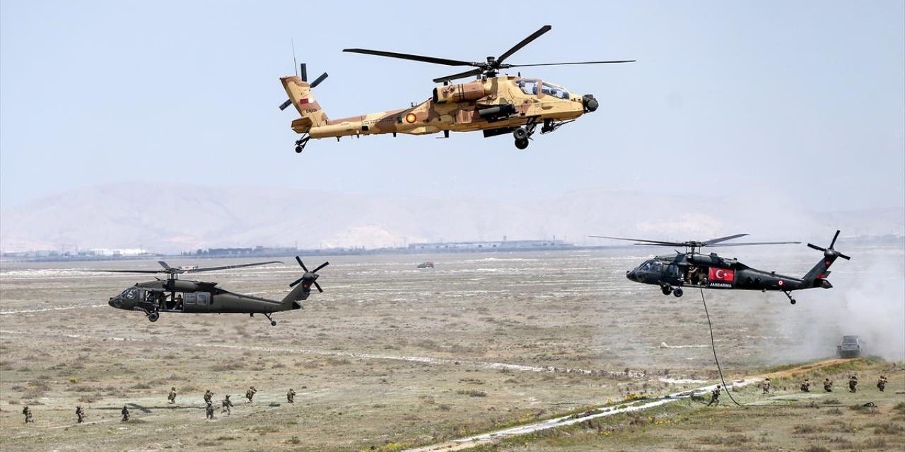 Konya 3'üncü Jet Üssü'nde tatbikat heyecanı