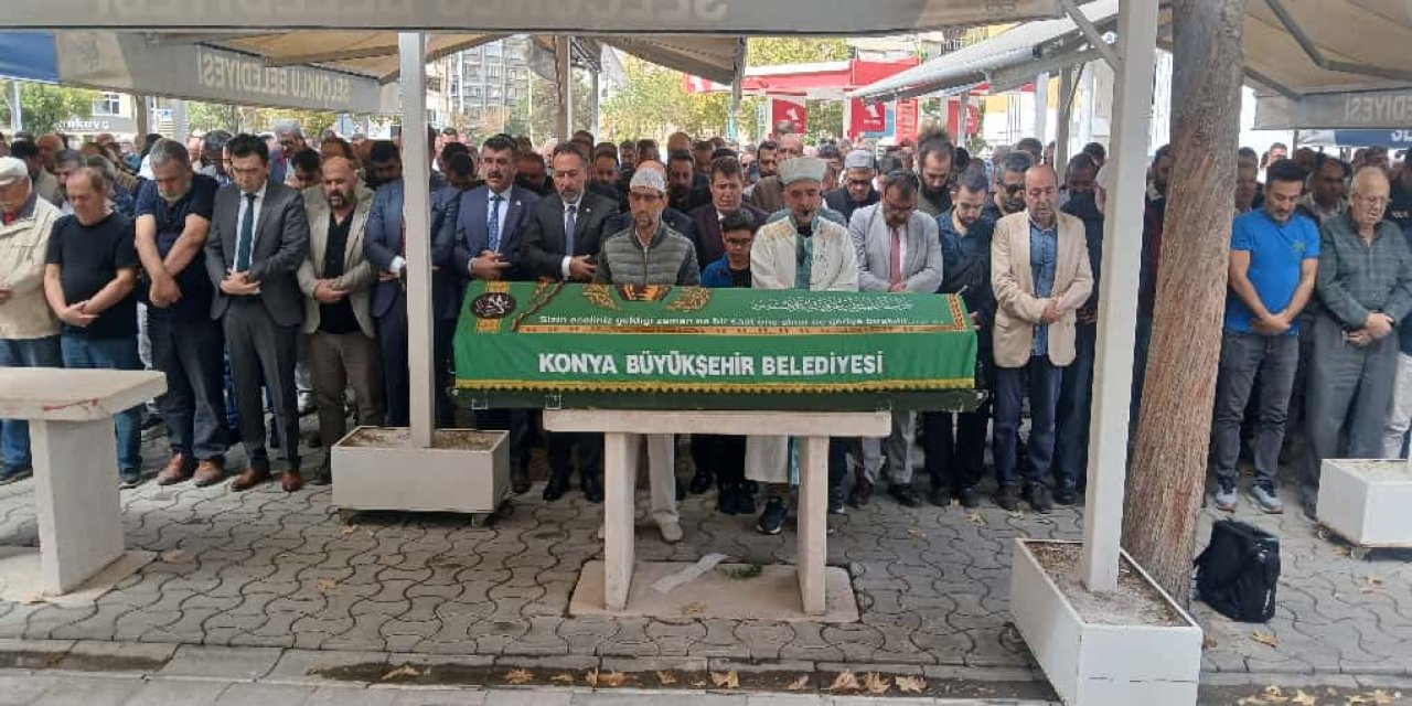 Konya'nın tanınmış muhtarı Yaşar Barışık defnedildi