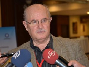 Prof. Ergün: Hükümet Dershaneleri Kapatsa Da Anayasa Mahkemesi Açar