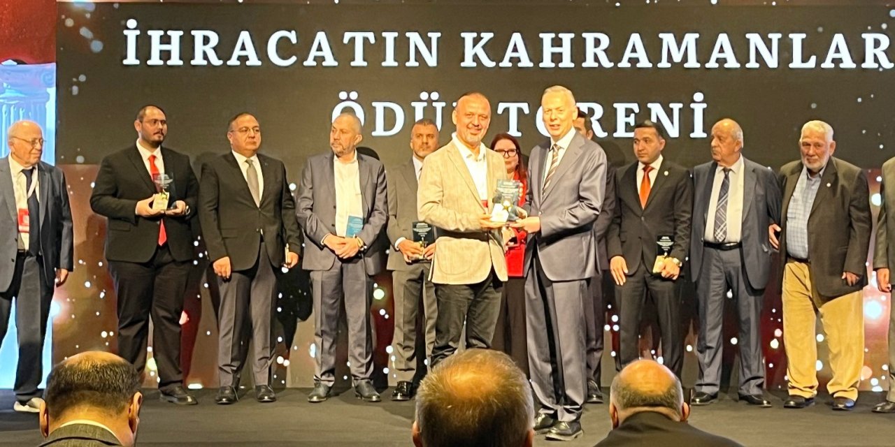Akın’a 'İhracatın Kahramanı' Ödülü
