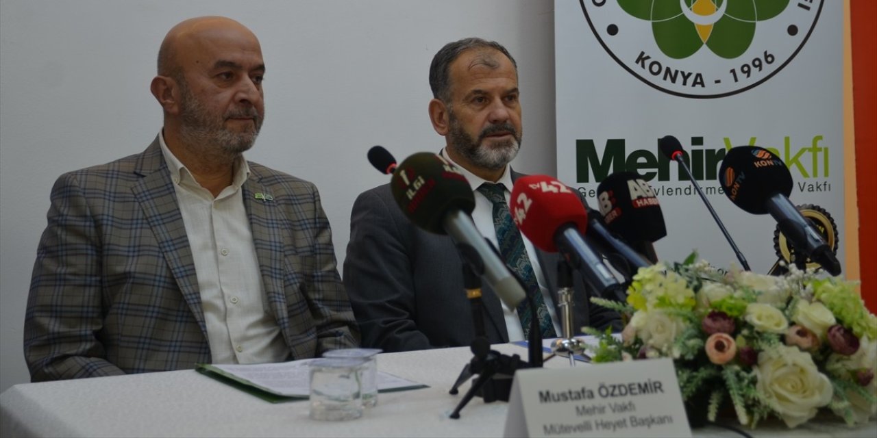 Konya'da evlenecek çiftlere yardım