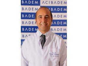 Doğar Doğmaz Bebeğe Şekerli Su Vermeyin