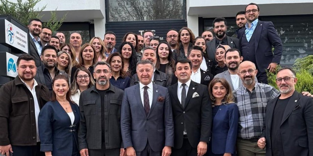 Karçaaltıncaba yeniden başkan