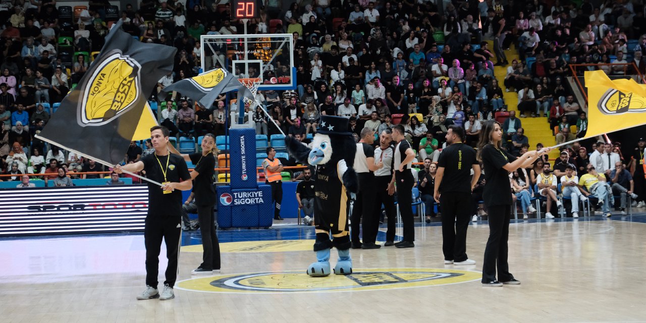 Basketbolseverler bu akşam Selçuklu Belediyesi Spor Salonunda buluşacak