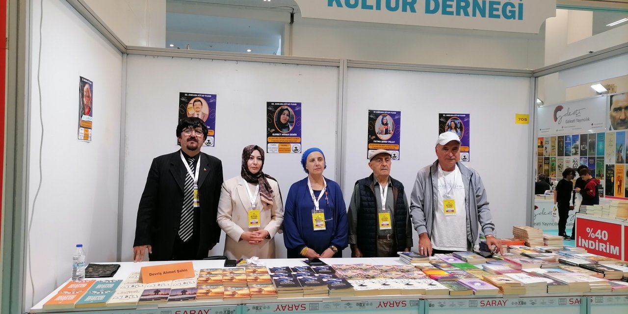 Selçukya yazarları kitap fuarına katıldı