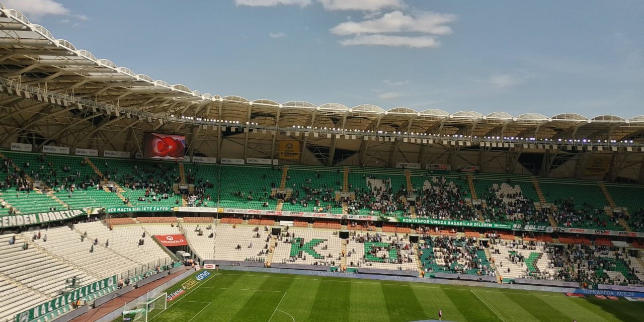 Konya'da tribünler boş kaldı