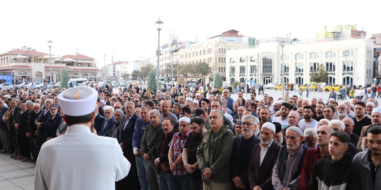 Konya'da Ali Galip Doğan için gıyabi cenaze namazı kılındı