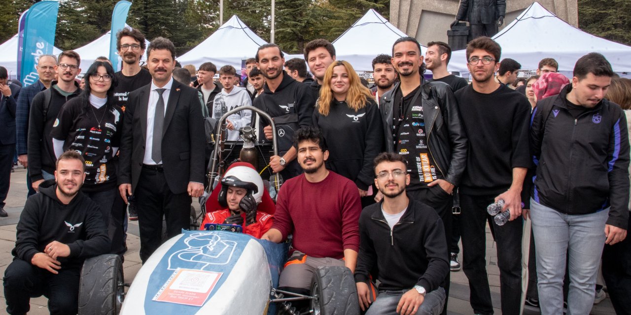 Selçuk Üniversitesi'nden renkli başlangıç