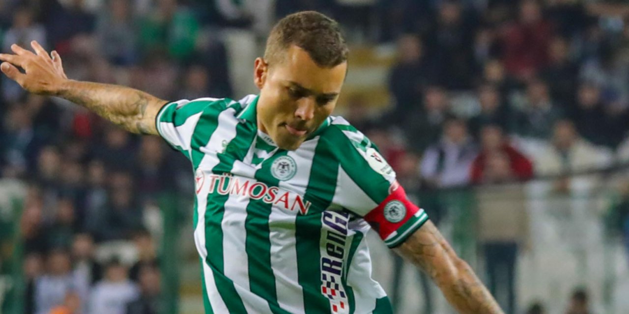 Konyaspor’un kaptanı  taraftardan özür diledi