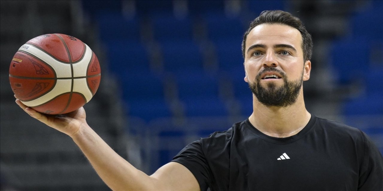 Basketbolcu Melih Mahmutoğlu alkollü araç kullanırken yakalandı