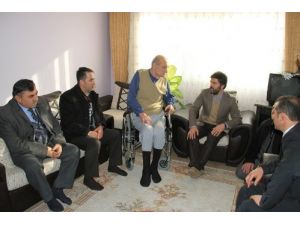 Engelli 16 Vatandaşa Akülü Araç Verildi