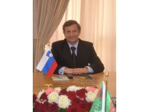 Slovenya Dışişleri Bakanı Erjavec, Türkmenistan'ı Ziyaret Etti