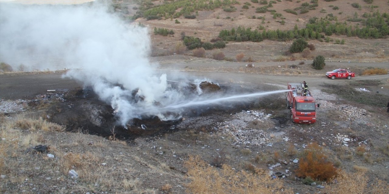 Arazi yangını büyümeden söndürüldü