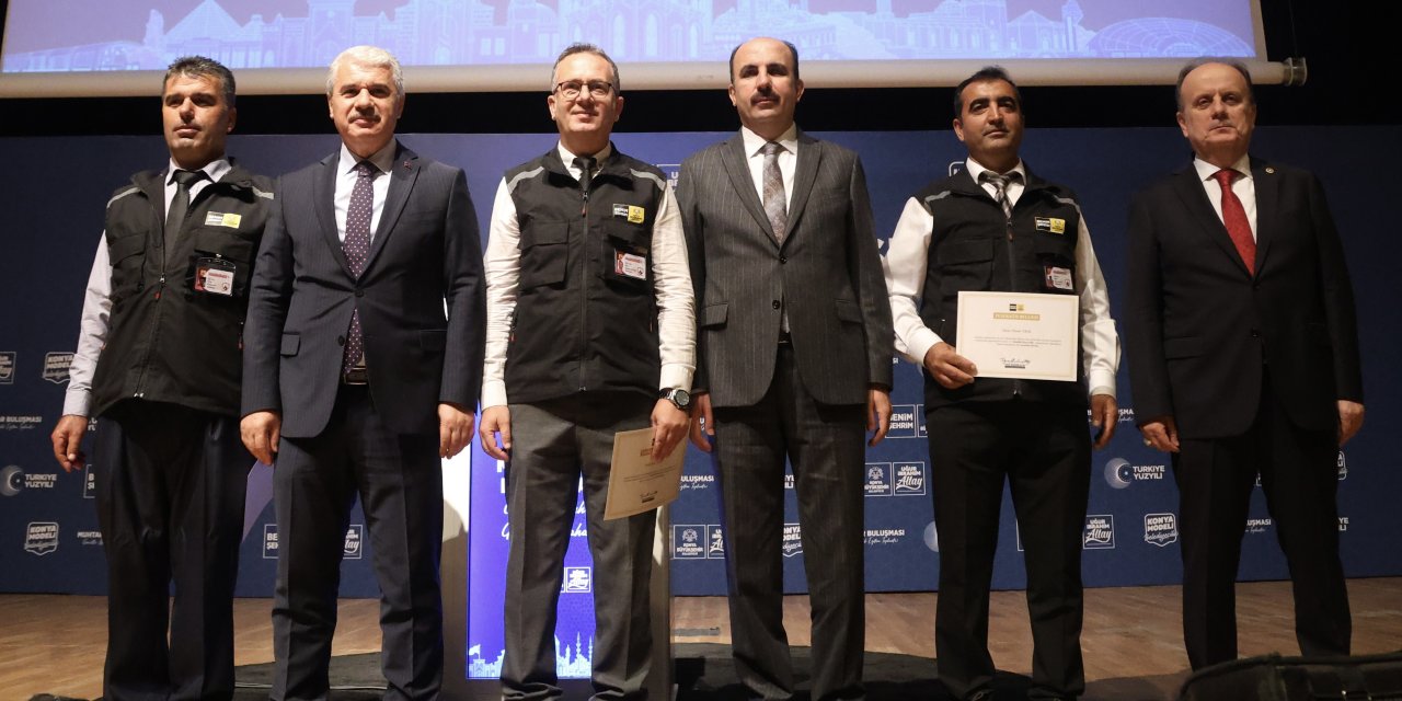 Altay: Muhtarlar uç beylerimiz