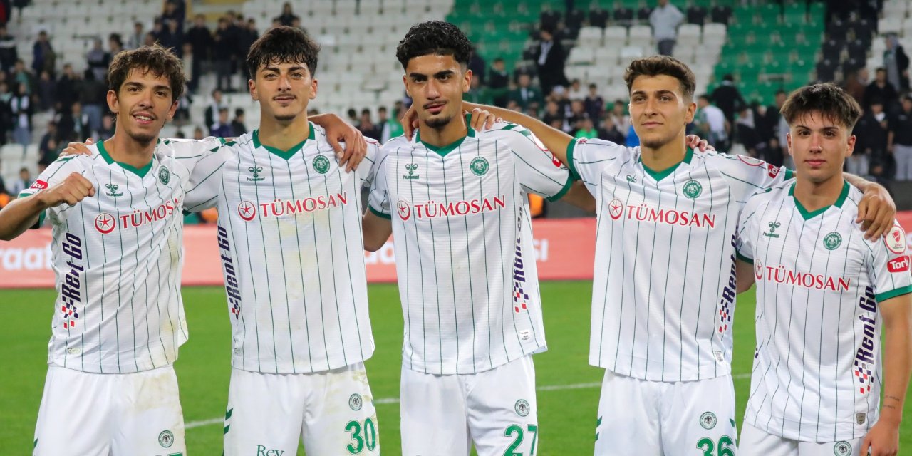 Konyaspor’un gençleri ilki yaşadı