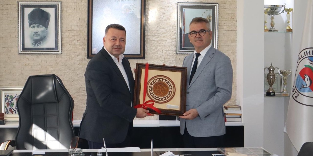 Ustaoğlu'ndan belediye başkanlarına ziyaret