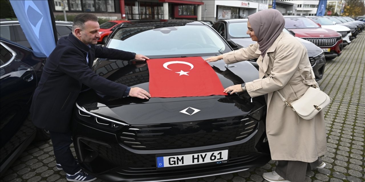 Togg, Almanya teslimatına başladı! 61 plaka dikkat çekti