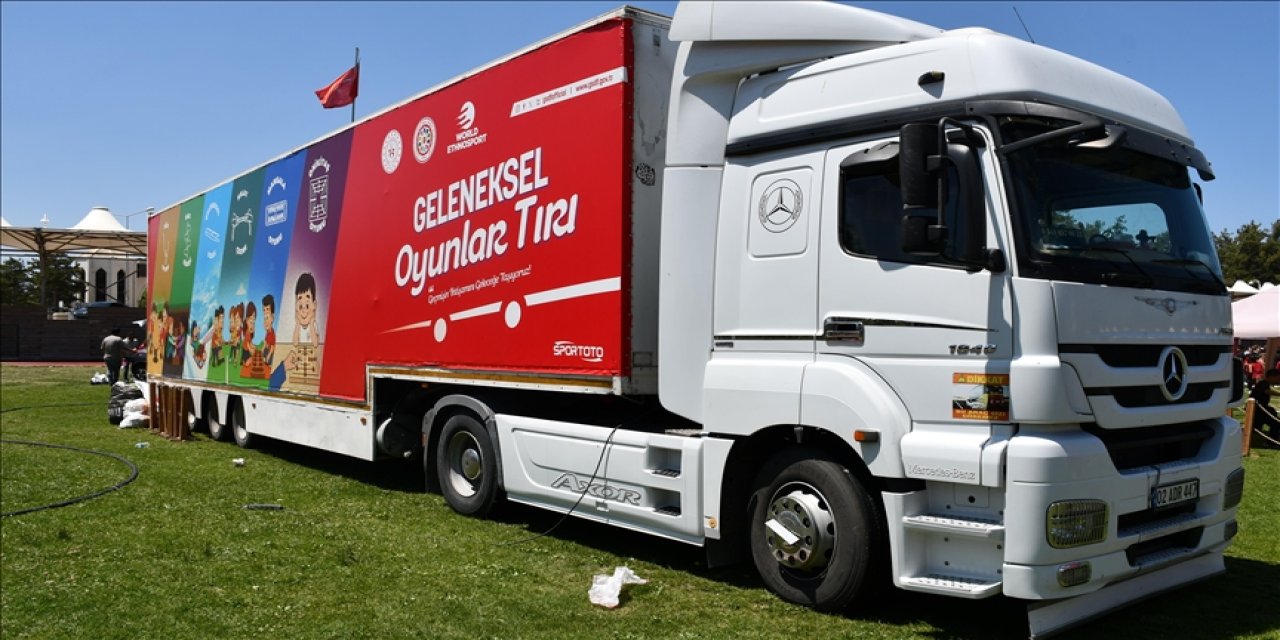 "Bir Tır Dolusu Mutluluk" Konya’ya geldi