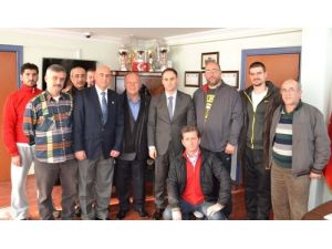 Yüzme Federasyonu Başkanı Bozdoğan Bursa’da