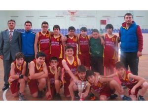 Özel Şahika Öğrencileri Basketbolda Rize Birincisi Oldu