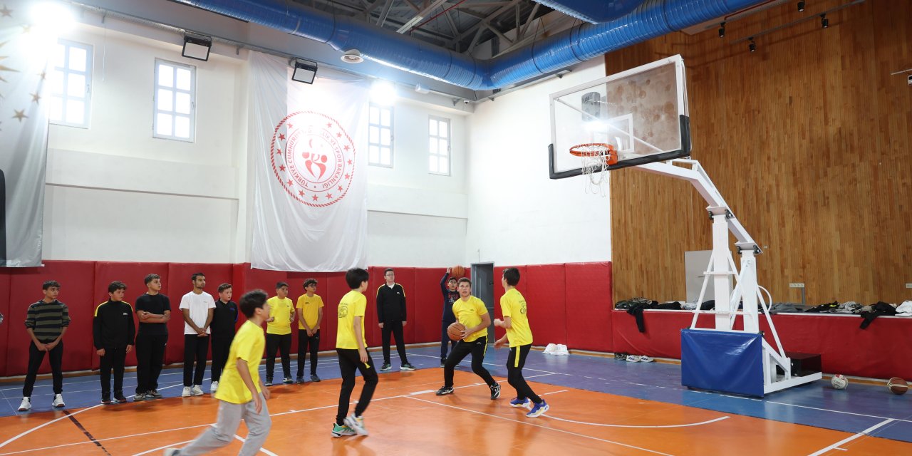 Başkan Altay: “13 Bin öğrencimize başarılar Diliyorum”