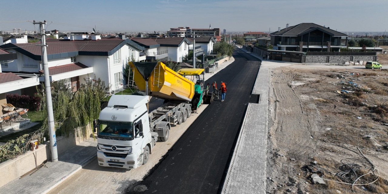Selçuklu'daki sokak asfaltlandı