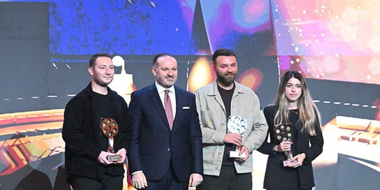 Uluslararası belgesel ödülleri verildi