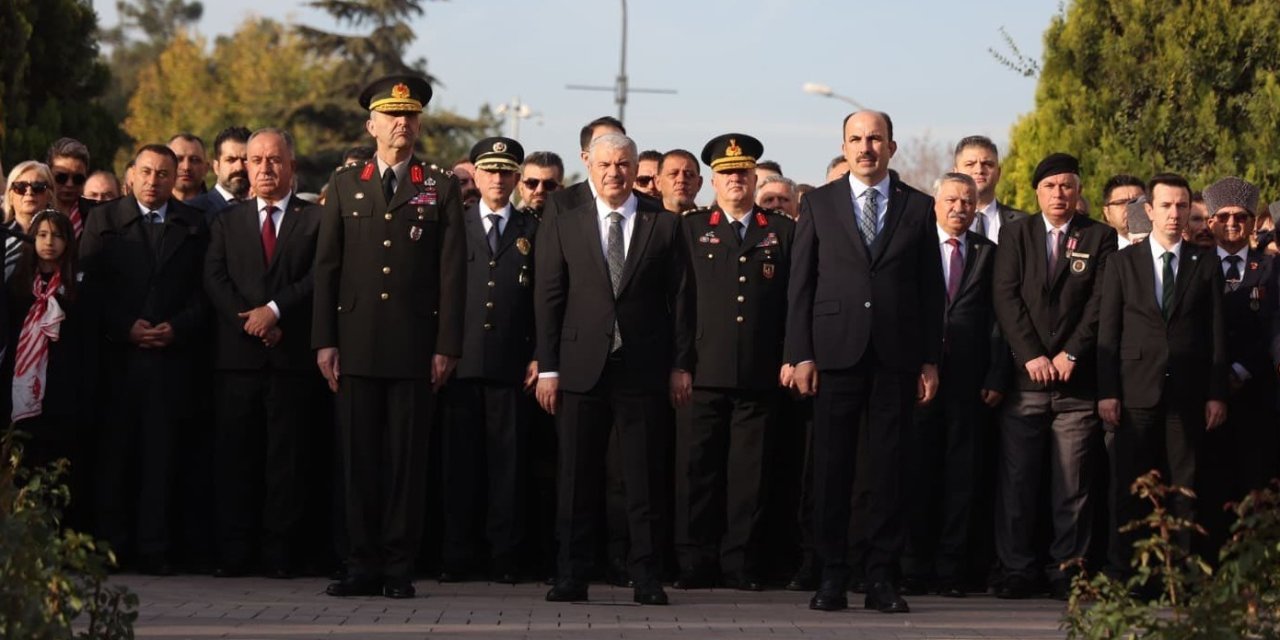 Cumhuriyetin kurucusu Atatürk Konya'da anıldı