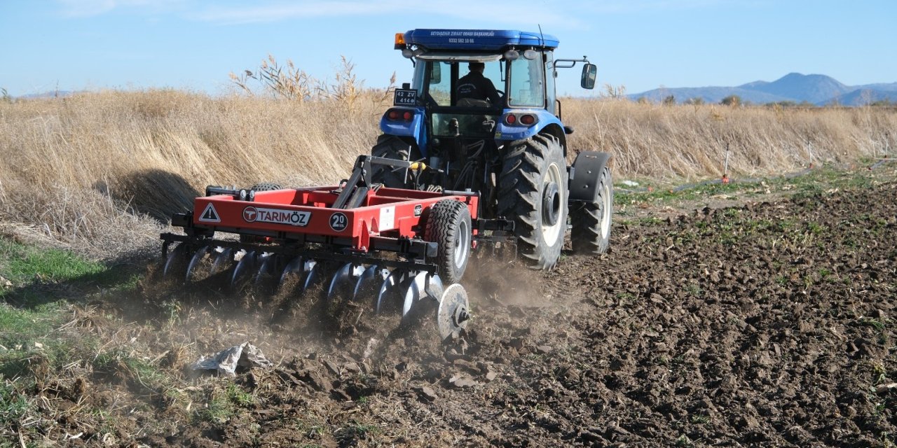 Belediye hububat ekimine başladı