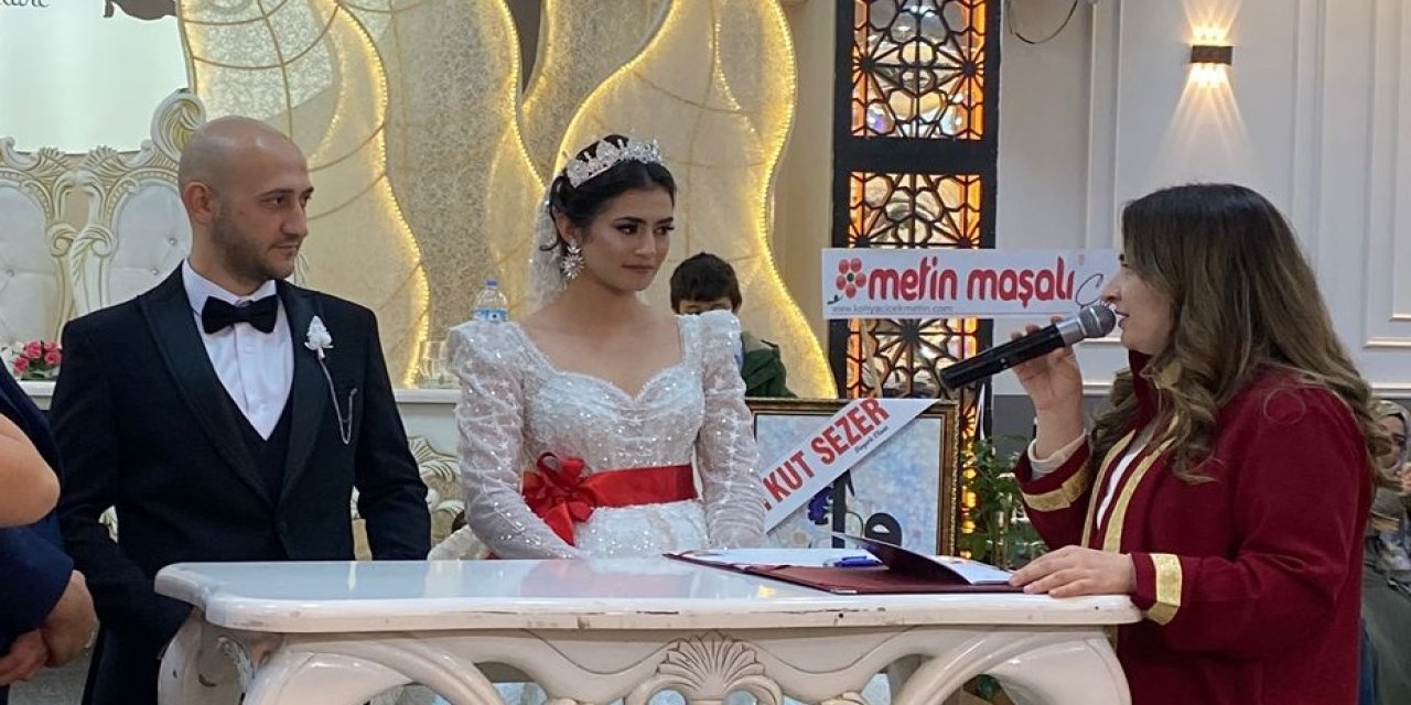 Konya'nın başarılı hakem çifti dünya evine girdi!