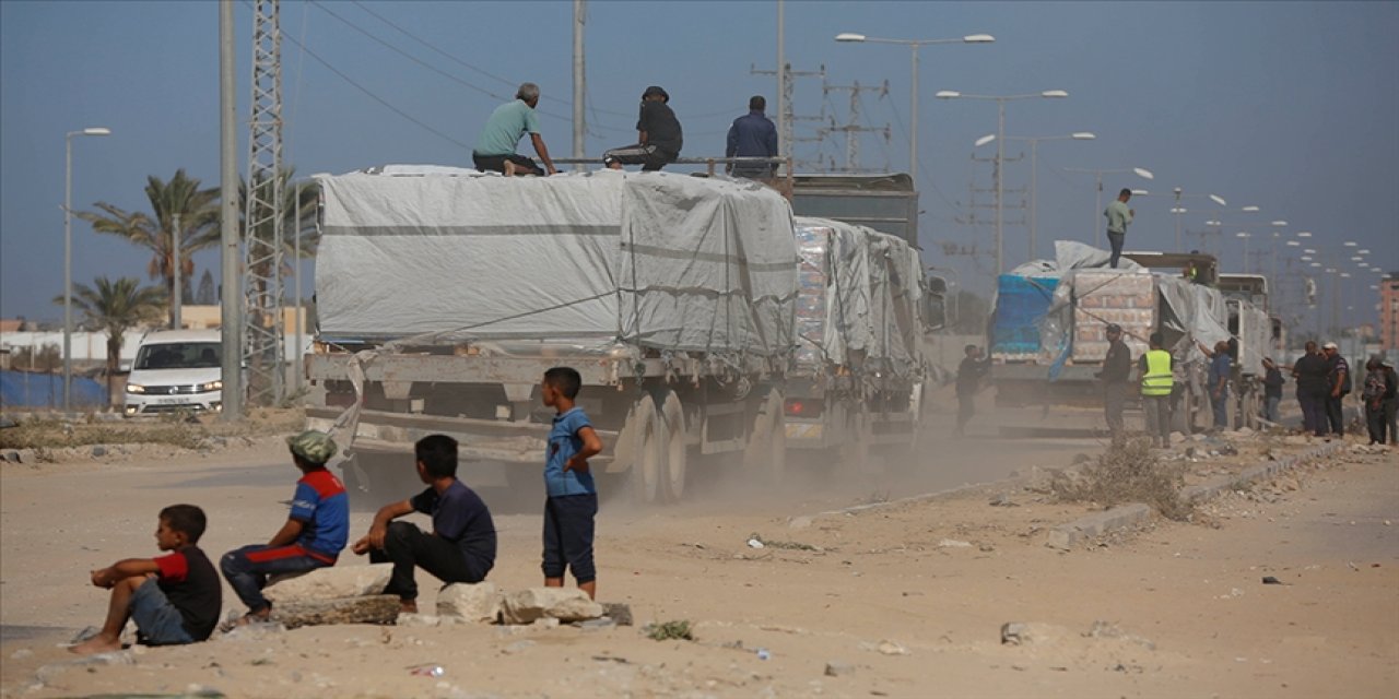 BM: İsrail, 4 bin paletlik acil yardım malzemesinin Gazze'ye giriş taleplerini reddetti