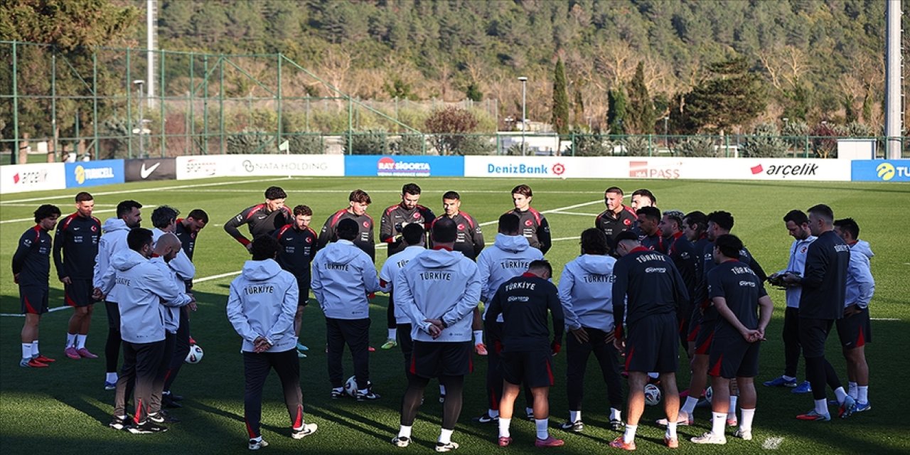 A Milli Futbol Takımı İspanya'ya uçacak