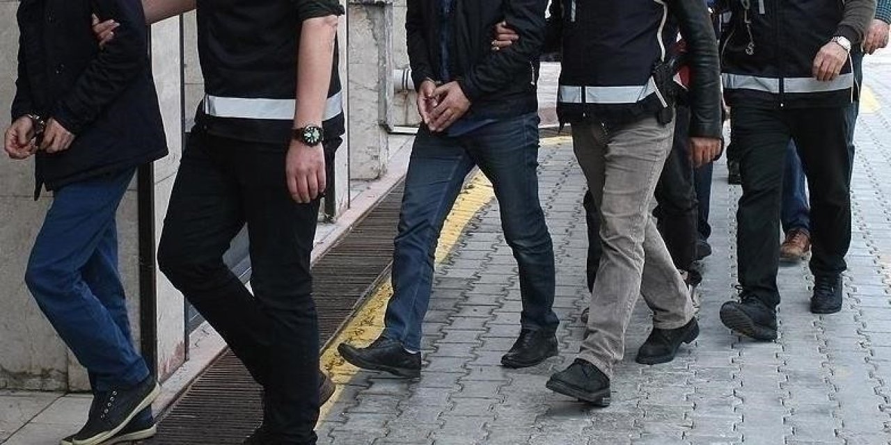 27 ilde FETÖ'ye operasyon