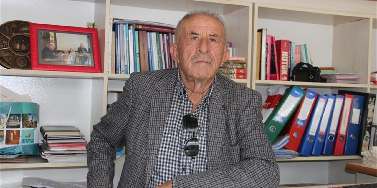 Konyalı 81 yaşındaki sanatçı gençlere örnek oluyor