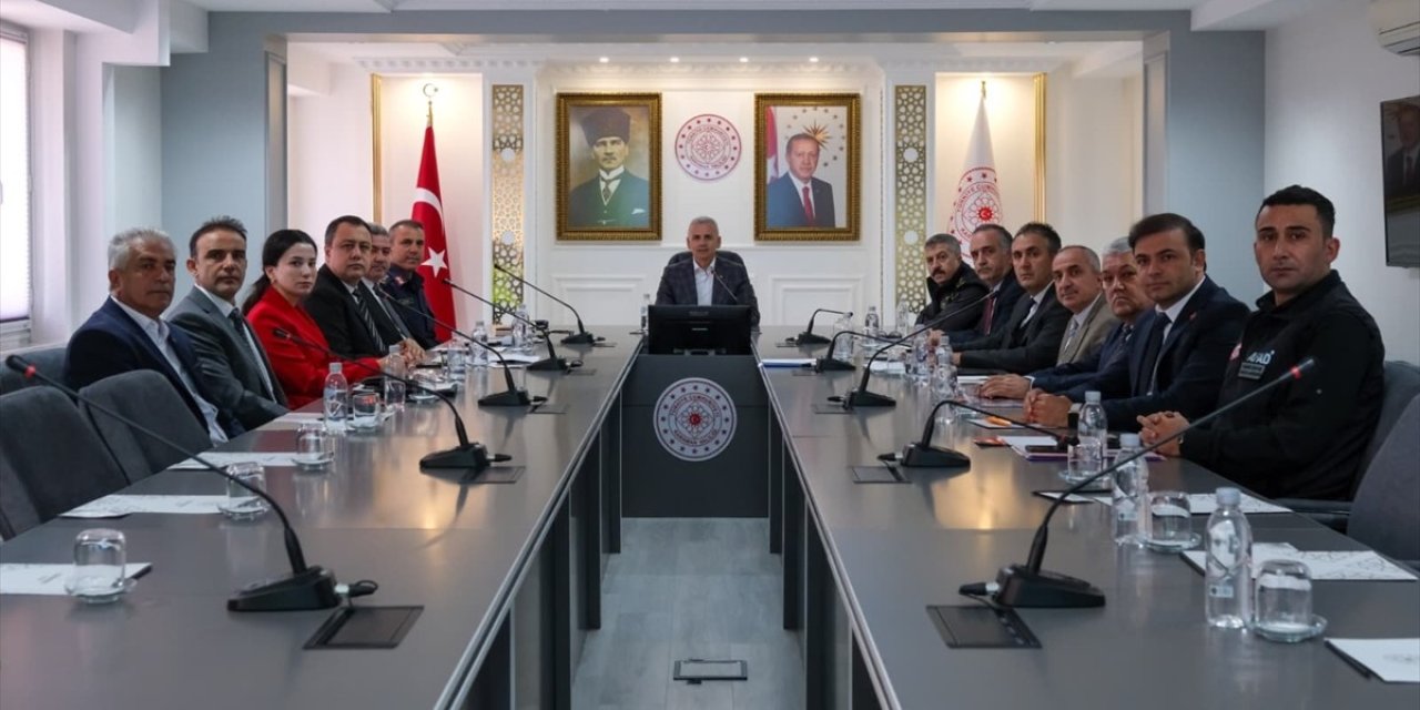 Karaman'da kış tedbirleri için toplandılar