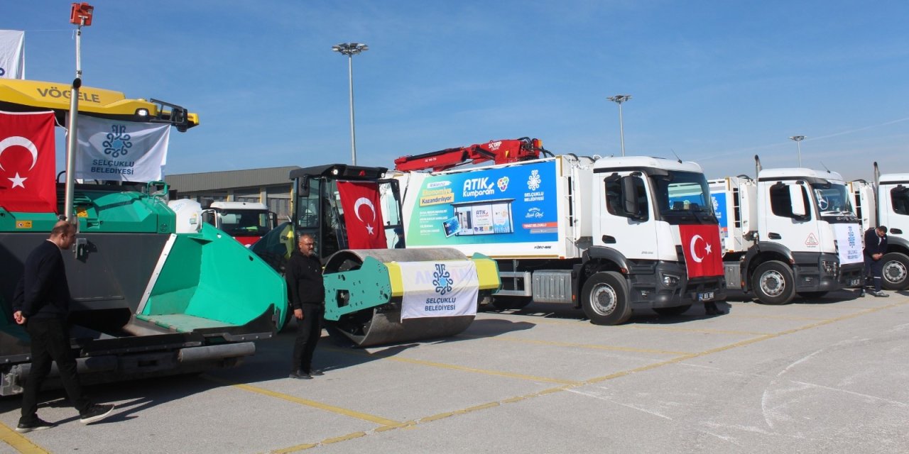 Selçuklu Belediyesi’nden 71 yeni hizmet aracı