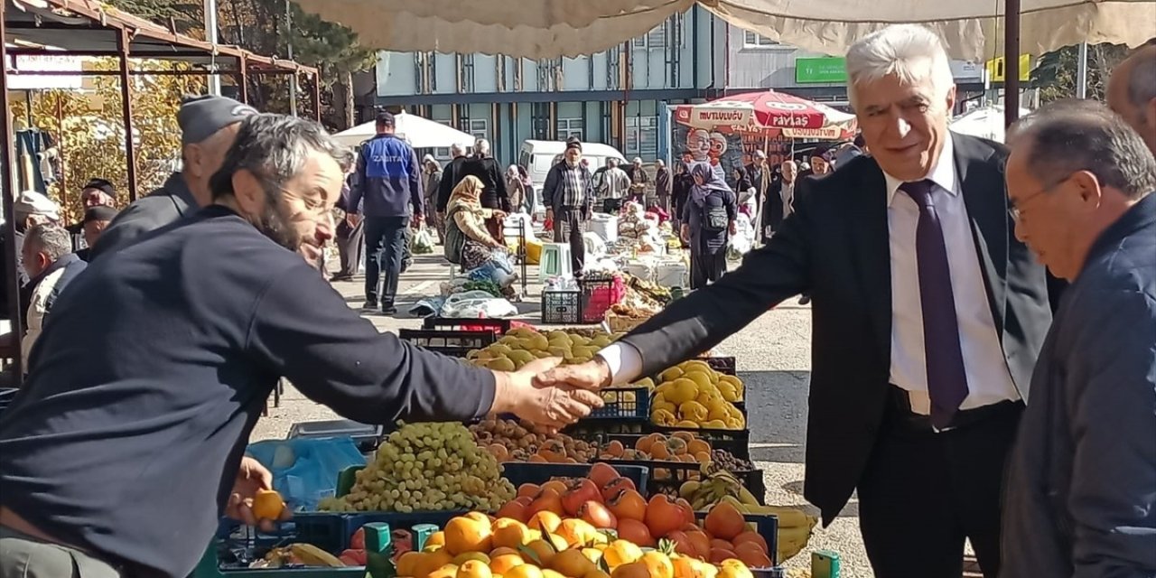 Sefer pazarcı esnafıyla buluştu