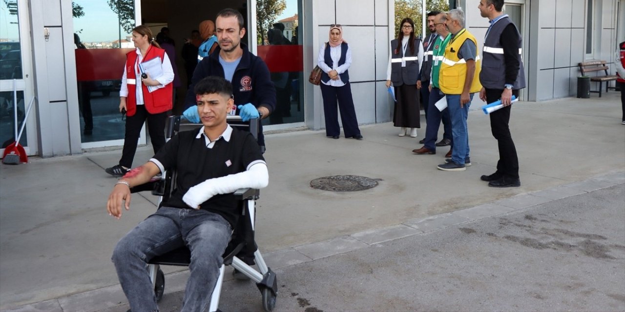 Hastane Afet Planı tatbikatı gerçekleştirildi
