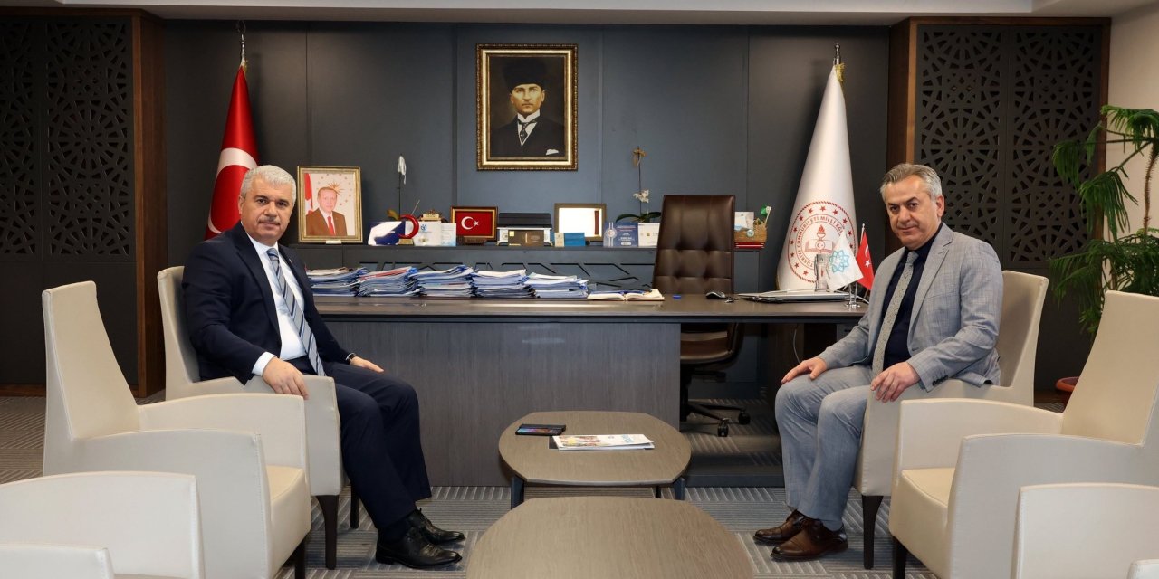 Akın eğitim değerlendirme toplantısına katıldı