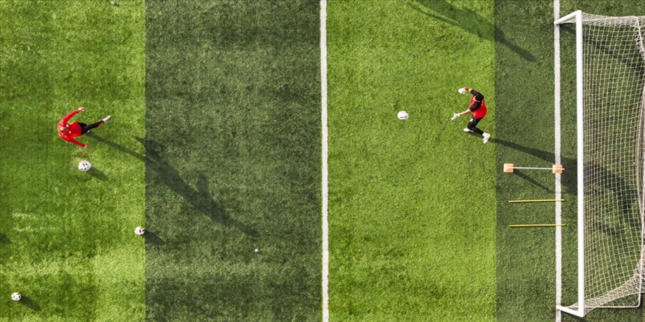 Gençlik ve Spor Bakanı Bak'tan amatör kulüplere tesis müjdesi