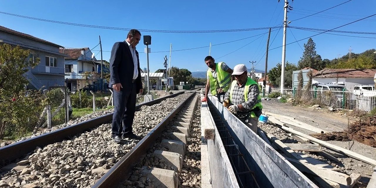 9 demiryolu projesi sürüyor