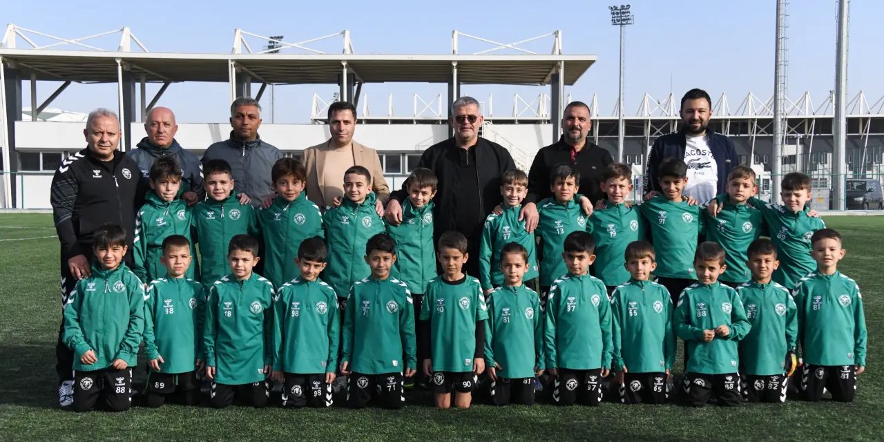 Ömer Atiker'dan Konyaspor Akademi'ye ziyaret